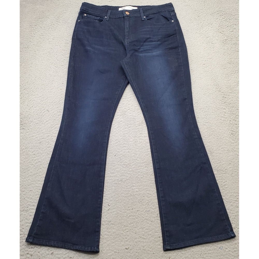 Levi's Bootcut Jeans Womens 32/30 Blue Denim Cotton Mid-Rise‎ 5-Pocket Design